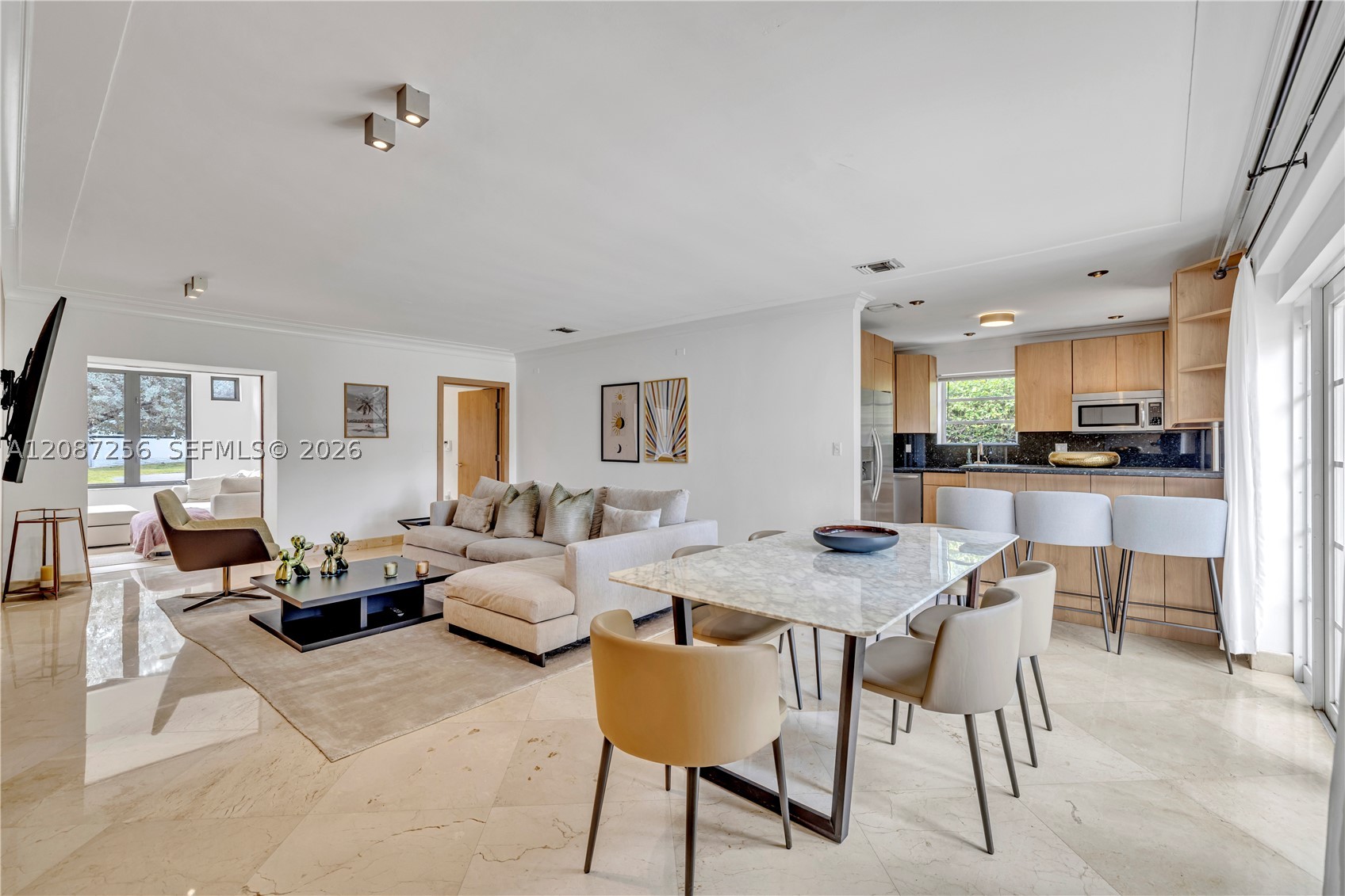 1815 Daytonia Rd #0, Miami Beach FL 33141