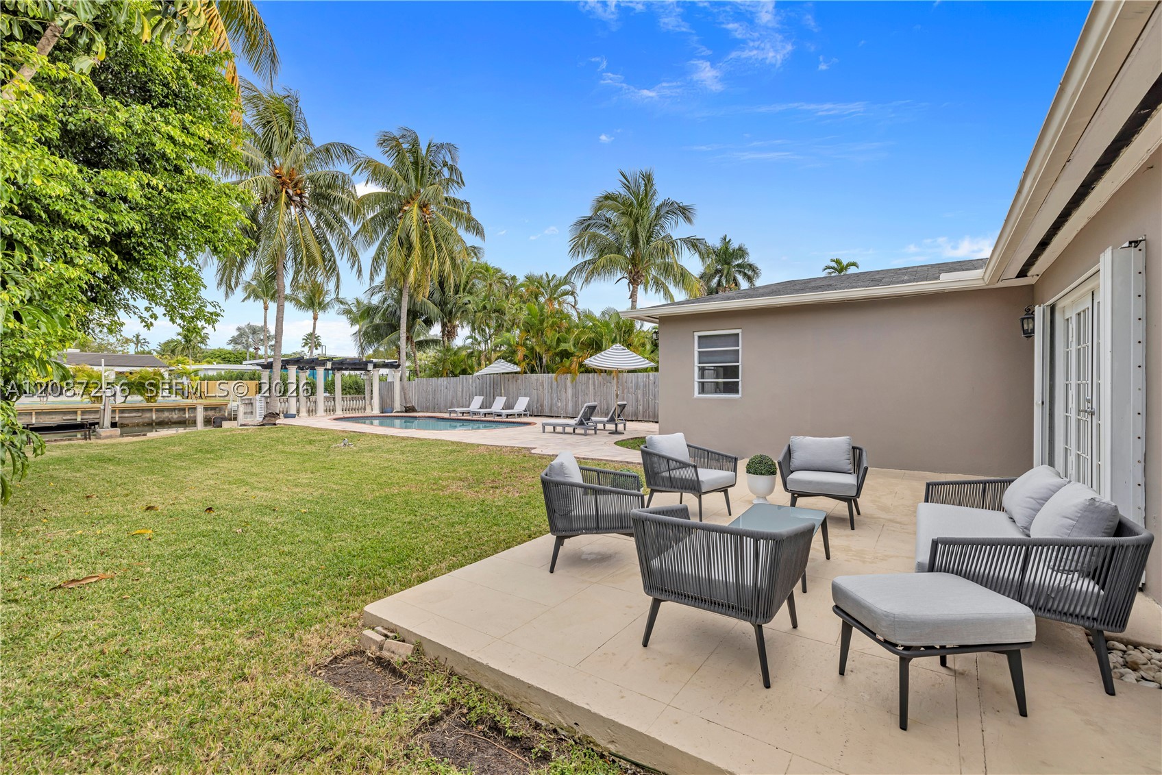 1815 Daytonia Rd #0, Miami Beach FL 33141