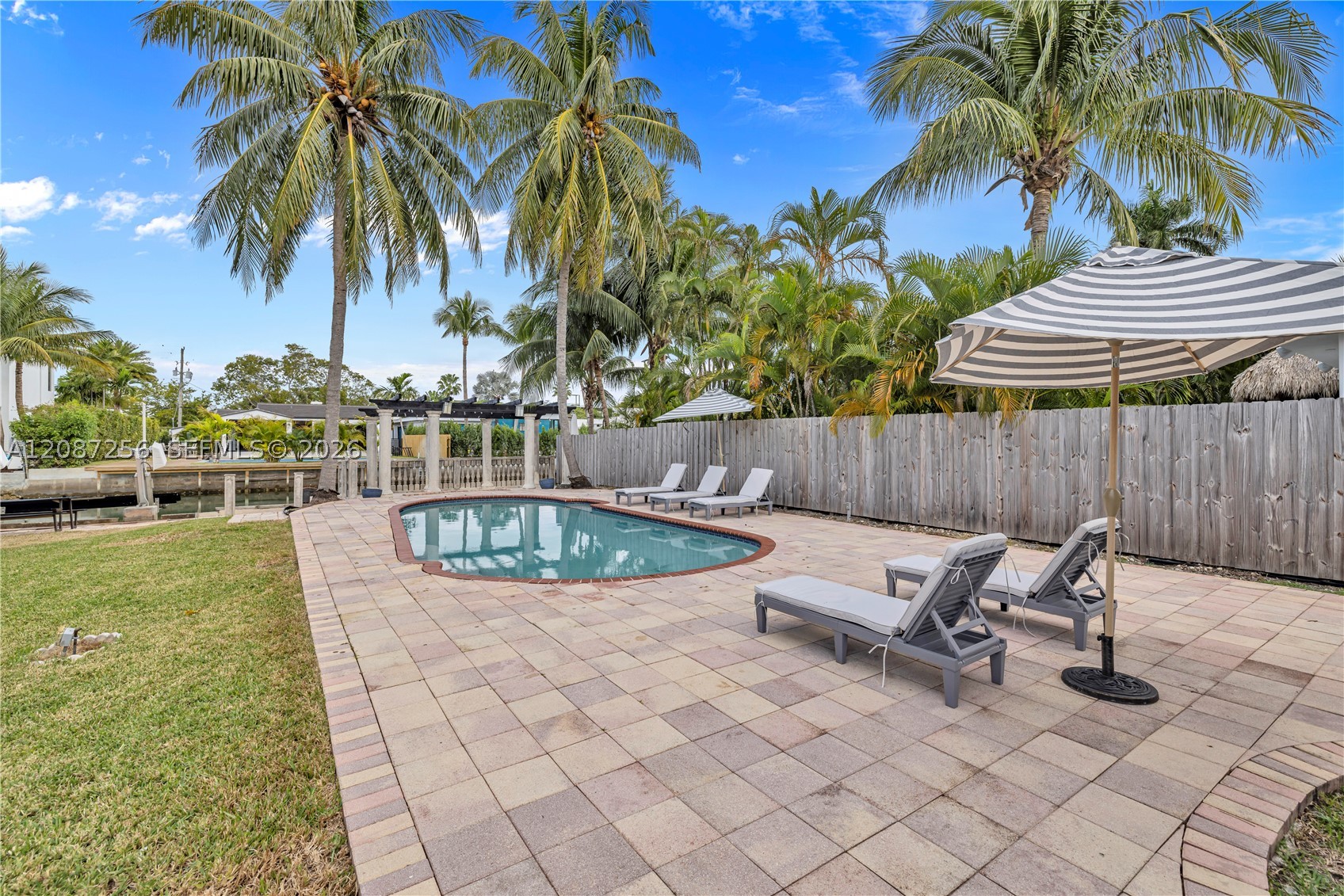 1815 Daytonia Rd #0, Miami Beach FL 33141