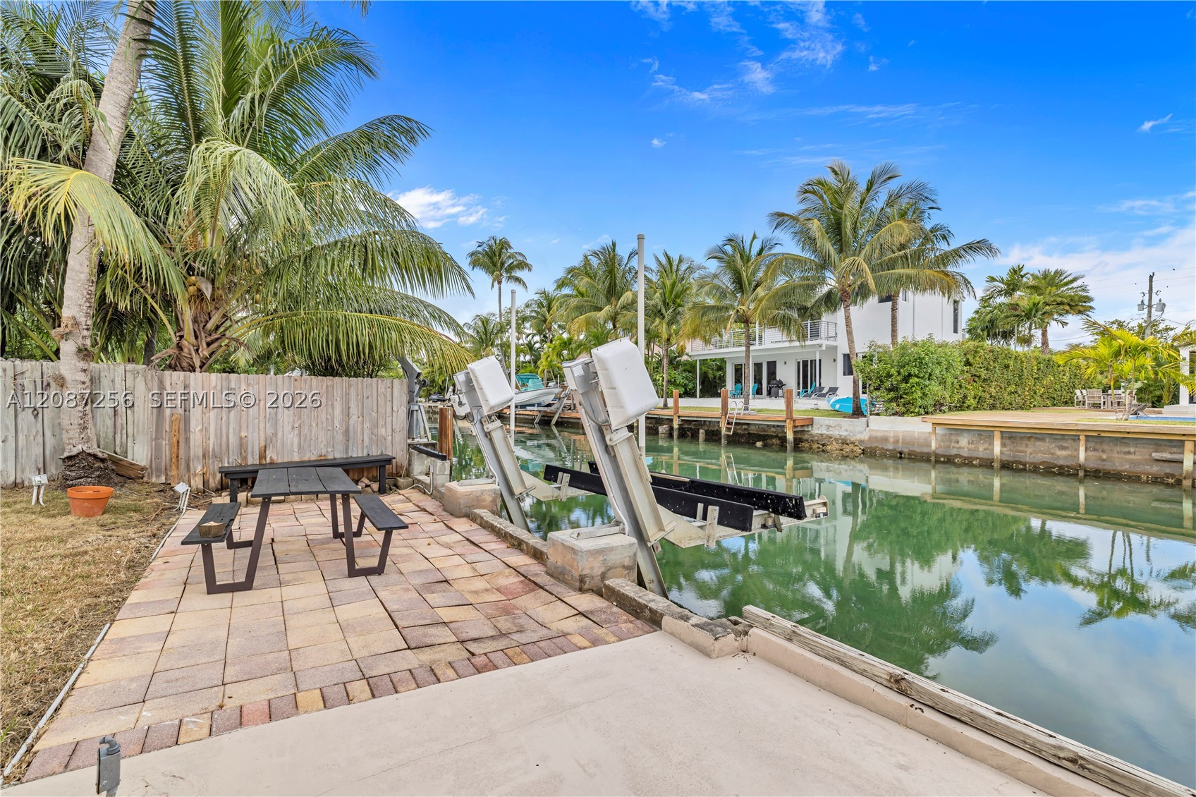 1815 Daytonia Rd #0, Miami Beach FL 33141