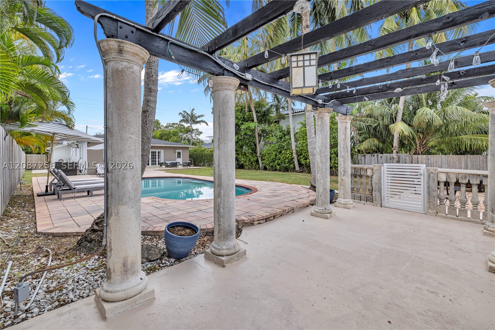 1815 Daytonia Rd #0, Miami Beach FL 33141