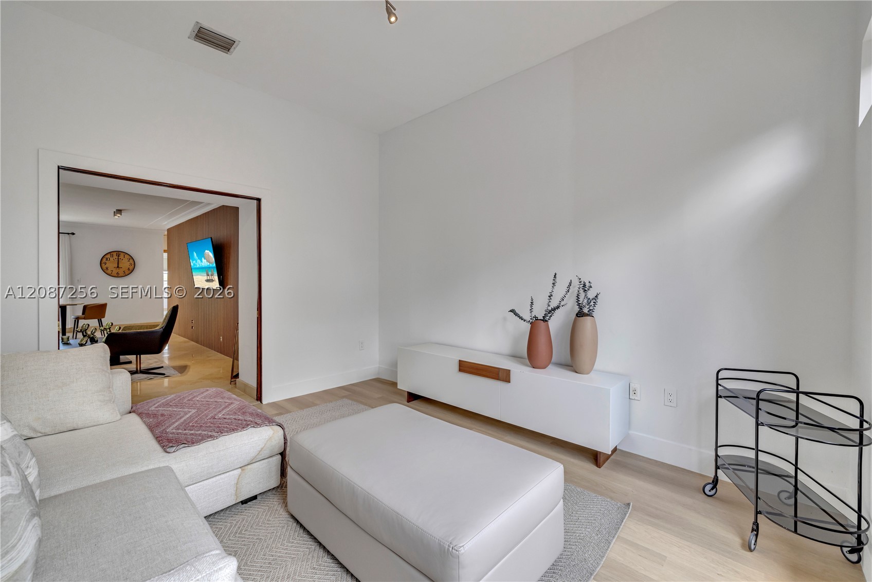 1815 Daytonia Rd #0, Miami Beach FL 33141