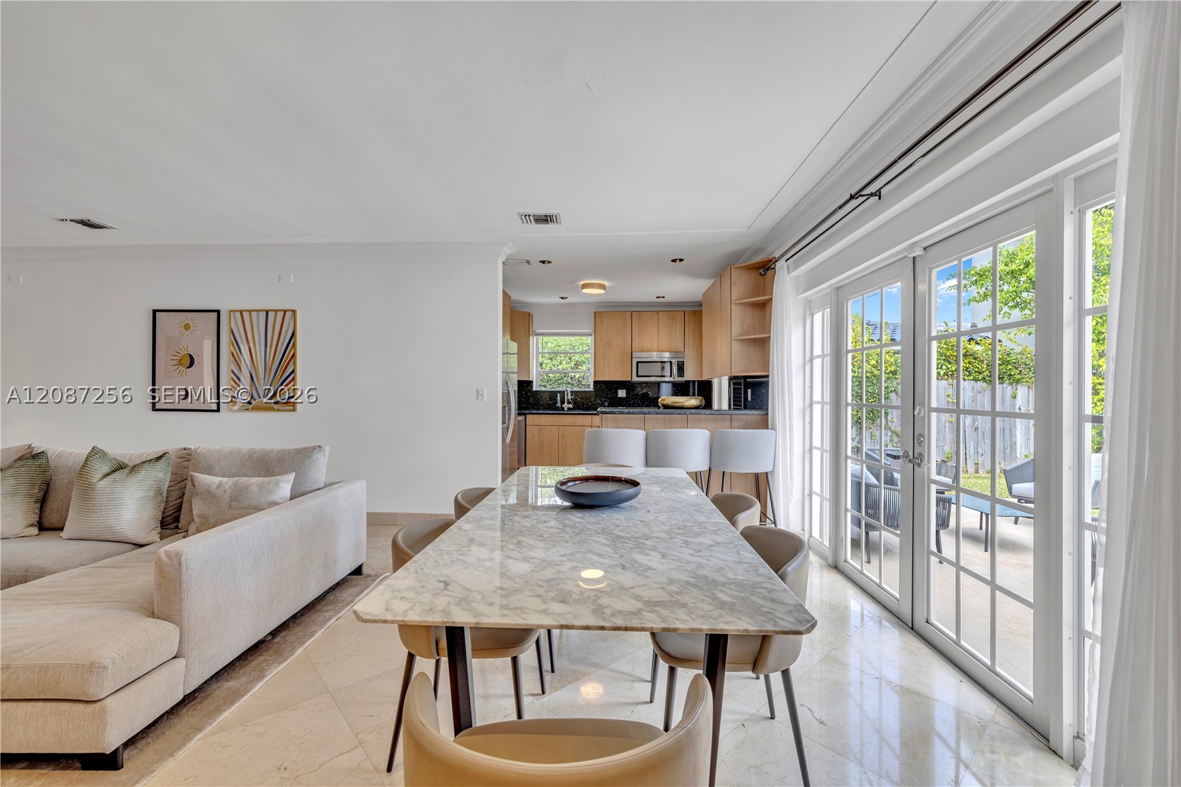 1815 Daytonia Rd #0, Miami Beach FL 33141