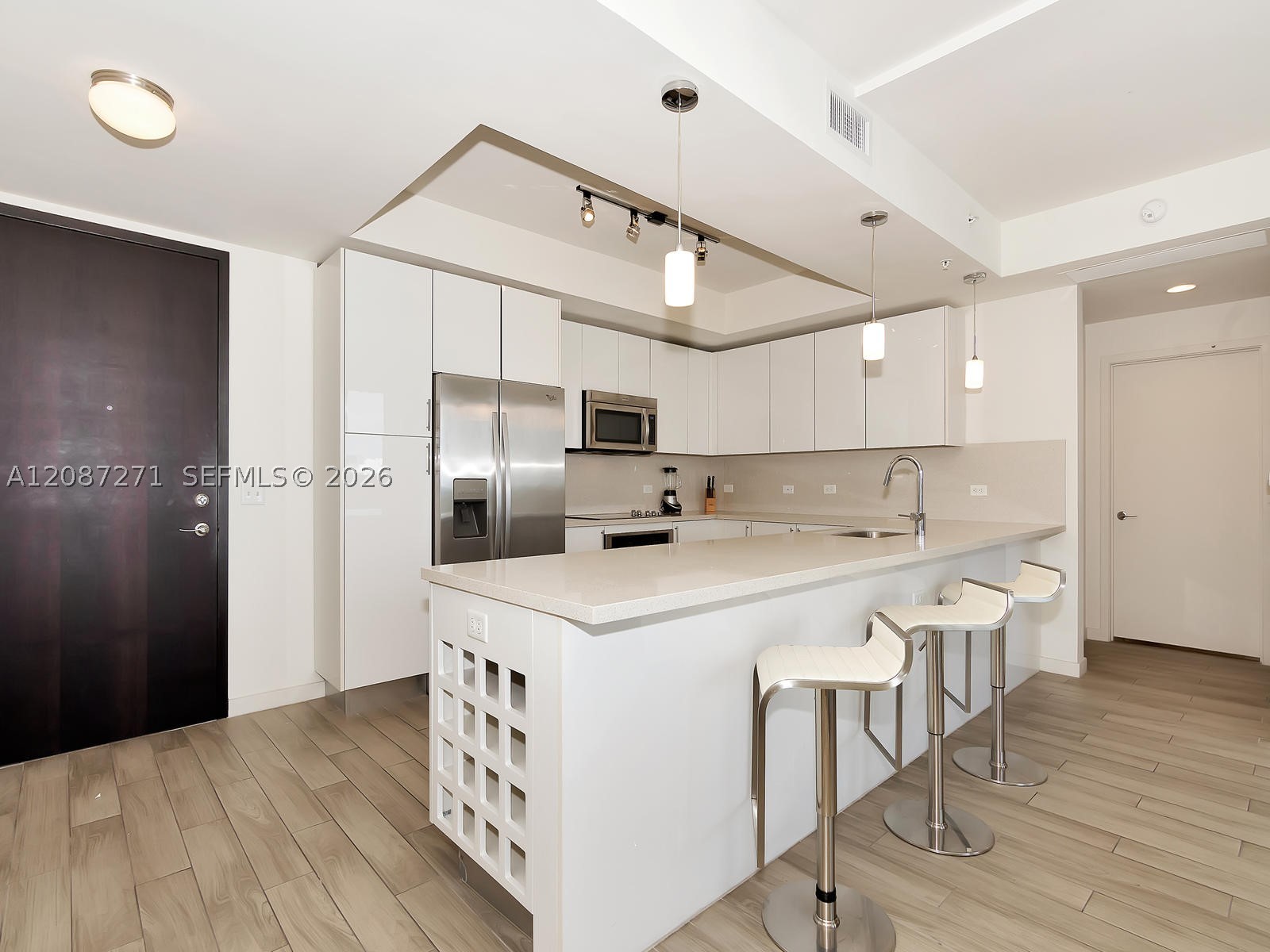 999 SW 1st Ave #2512, Miami FL 33130