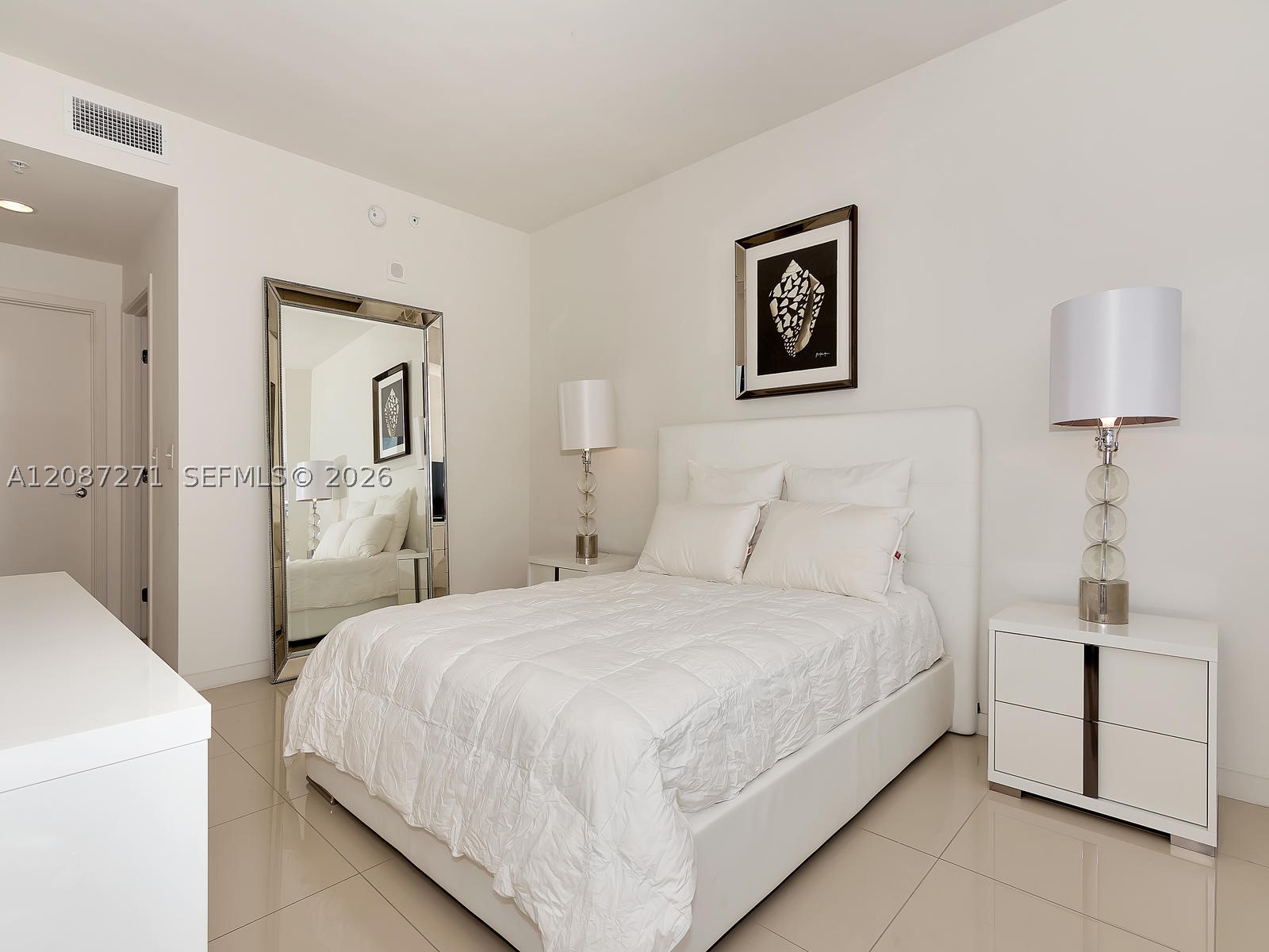 999 SW 1st Ave #2512, Miami FL 33130