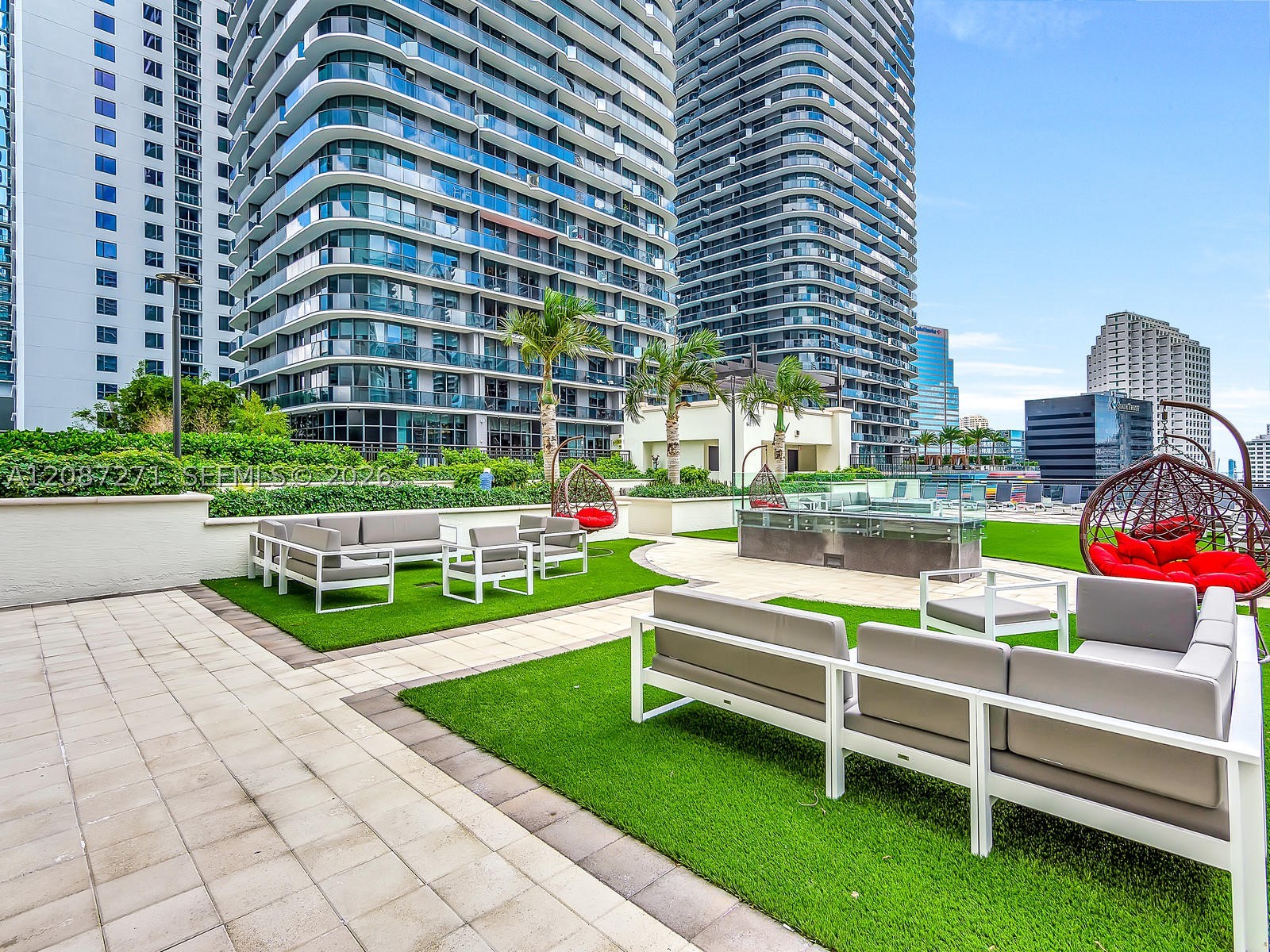 999 SW 1st Ave #2512, Miami FL 33130