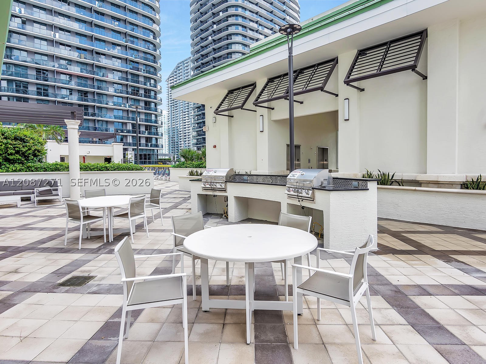 999 SW 1st Ave #2512, Miami FL 33130