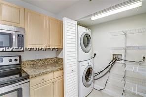 609 E Sheridan St #201, Dania Beach FL 33004