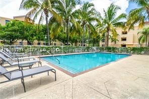 609 E Sheridan St #201, Dania Beach FL 33004