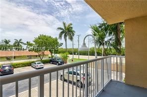 609 E Sheridan St #201, Dania Beach FL 33004