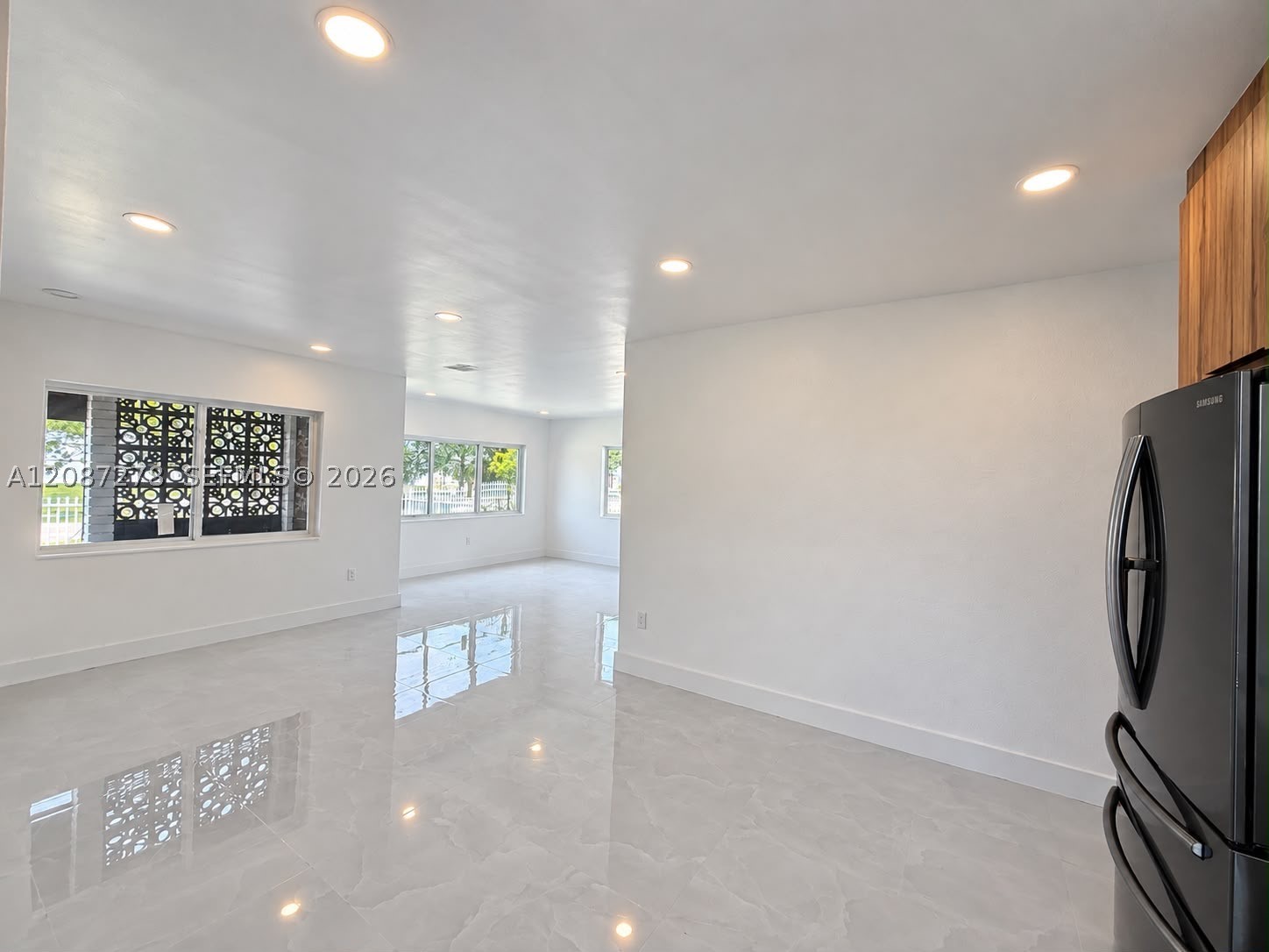 940 NW 67th St, Miami FL 33150