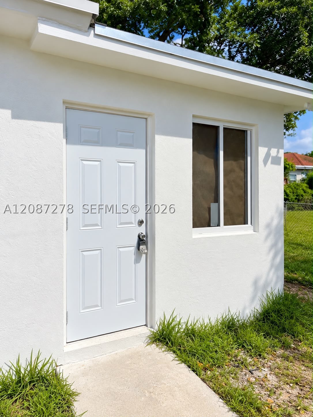 940 NW 67th St, Miami FL 33150