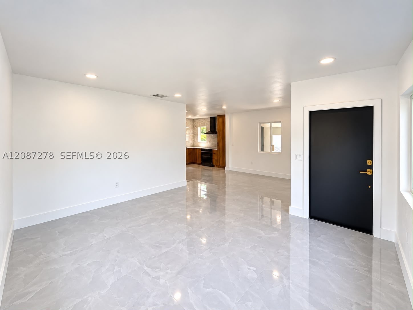 940 NW 67th St, Miami FL 33150