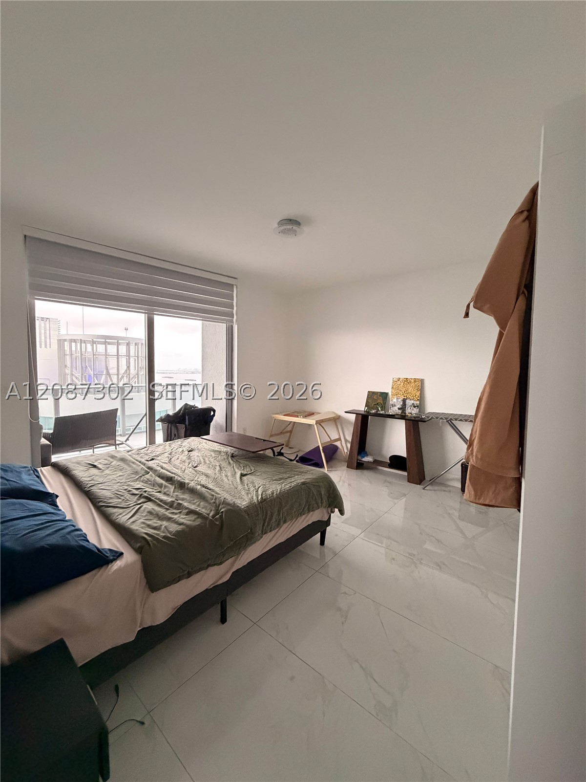 Miami FL 33132 - A12087302