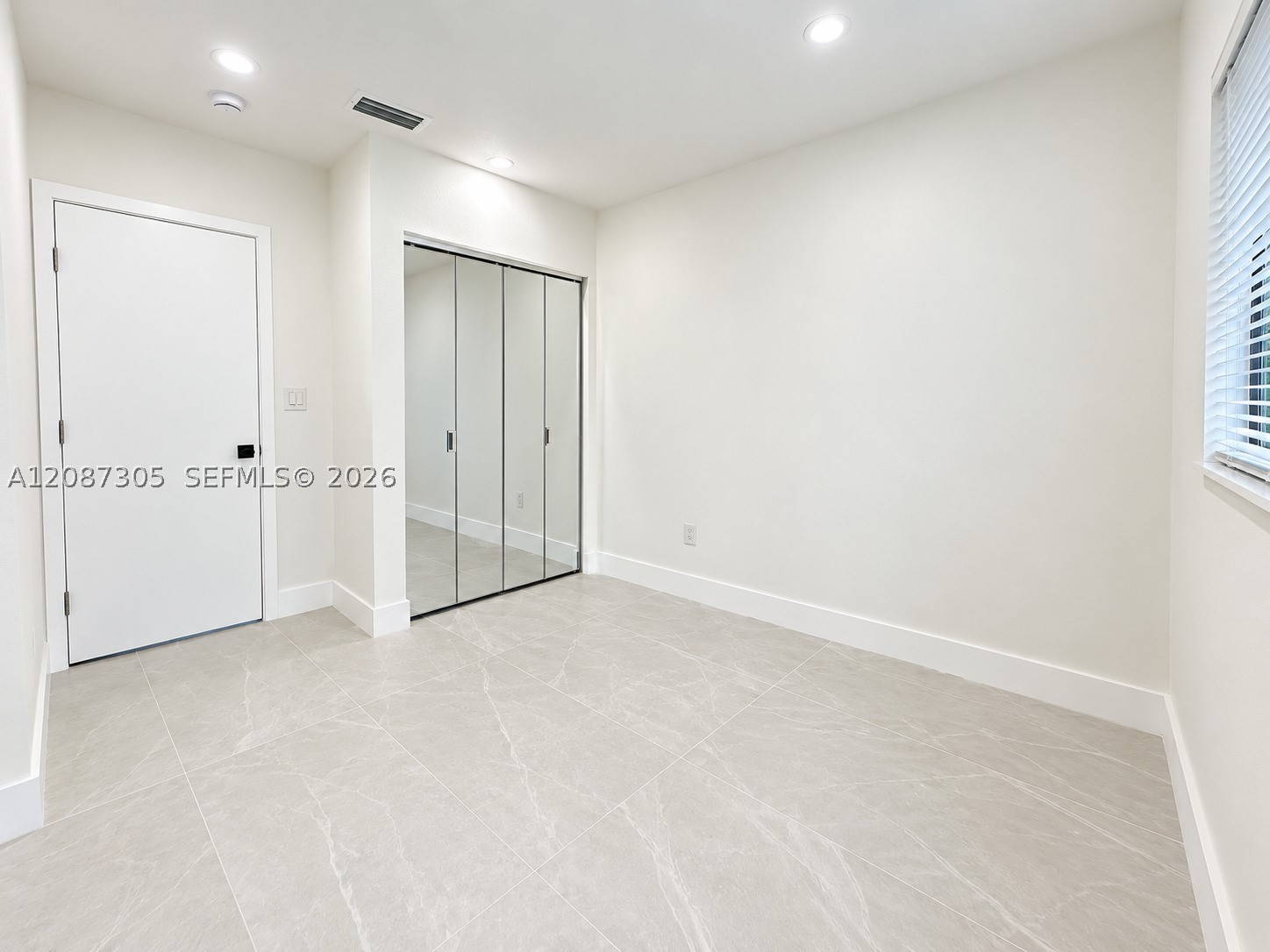 1043 NW 48th St #0, Miami FL 33127