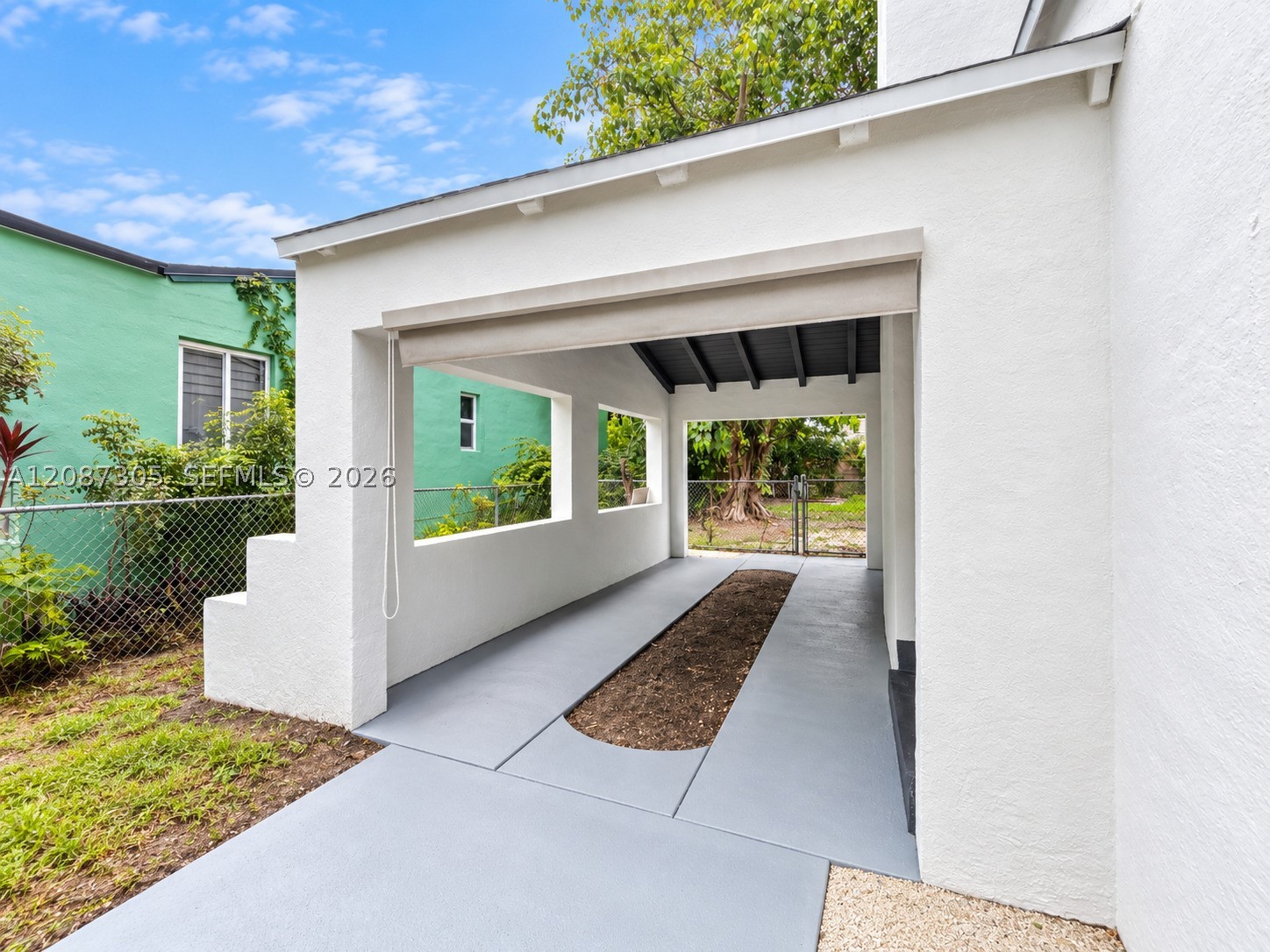 1043 NW 48th St #0, Miami FL 33127