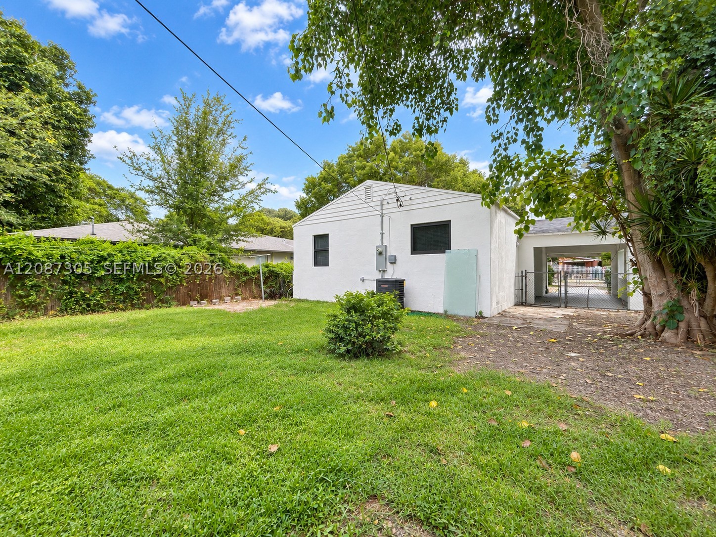1043 NW 48th St #0, Miami FL 33127