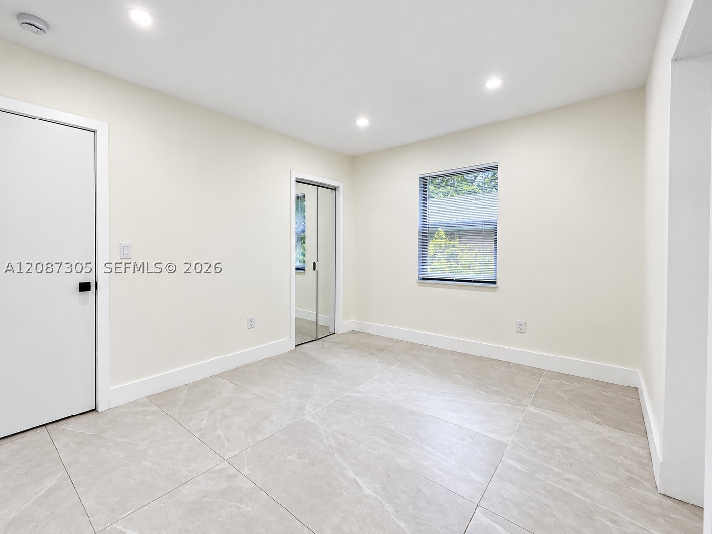 1043 NW 48th St #0, Miami FL 33127