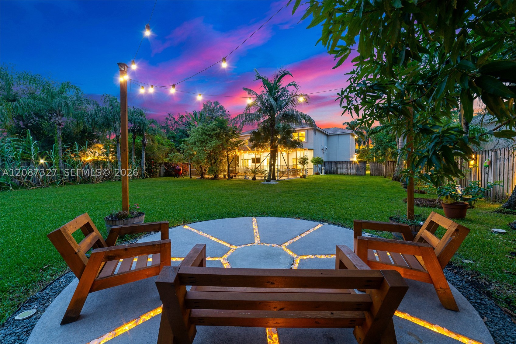 16759 NW 15th St, Pembroke Pines FL 33028