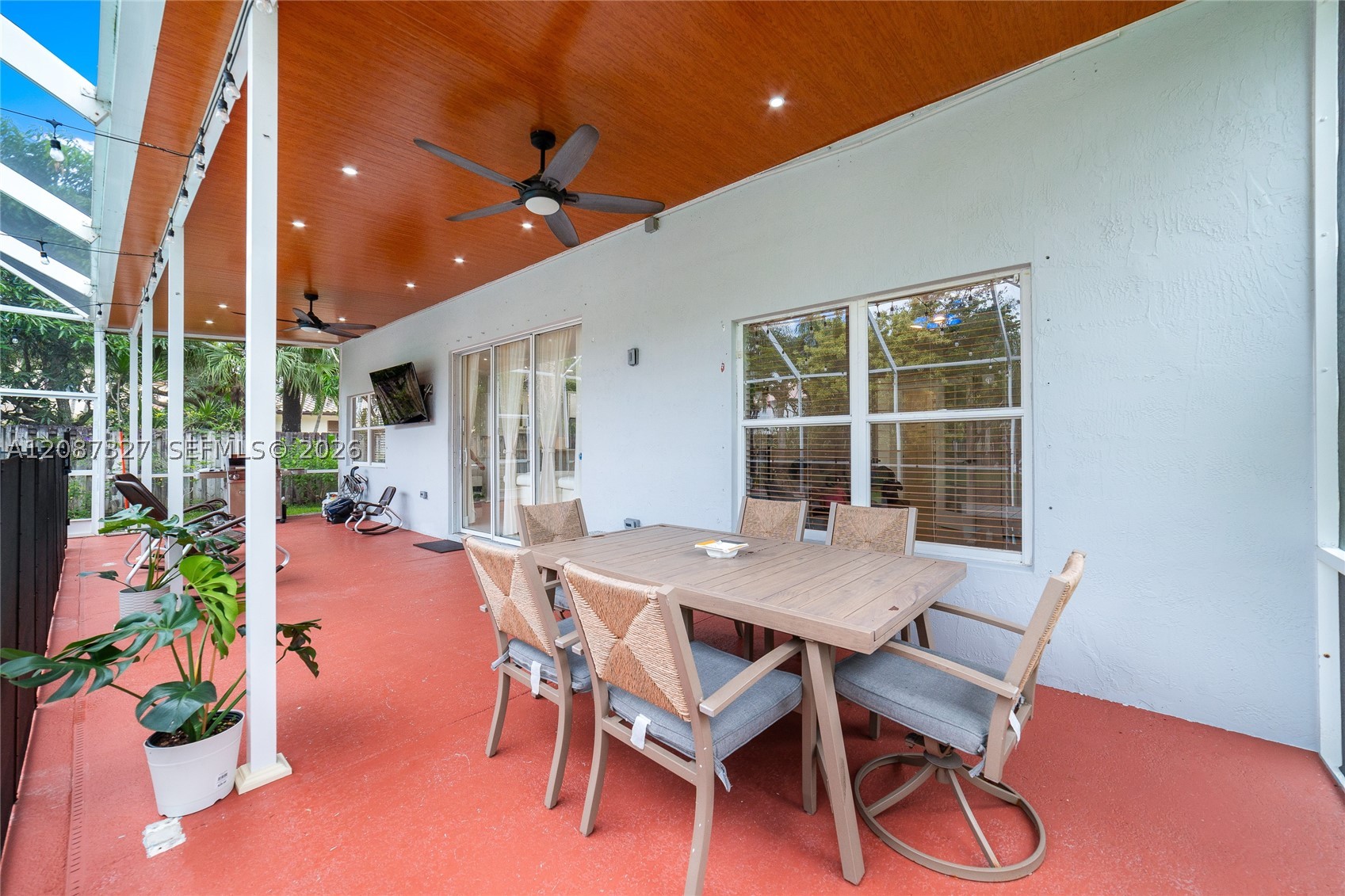 16759 NW 15th St, Pembroke Pines FL 33028
