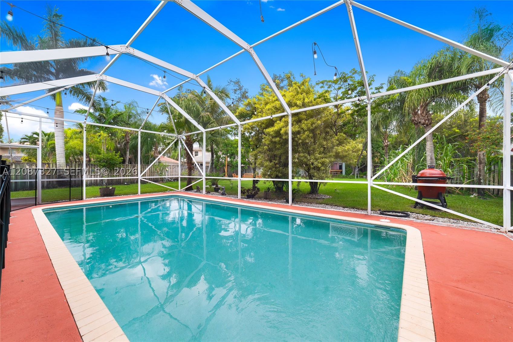 16759 NW 15th St, Pembroke Pines FL 33028