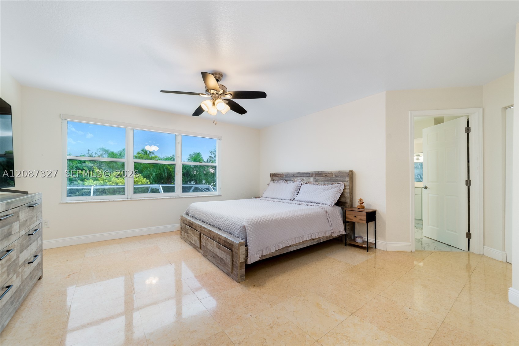 16759 NW 15th St, Pembroke Pines FL 33028