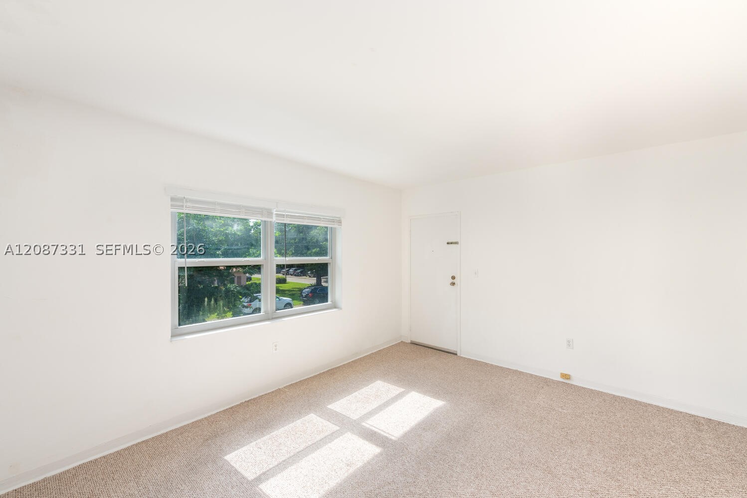 5471 SW 78th St #16D, Miami FL 33143