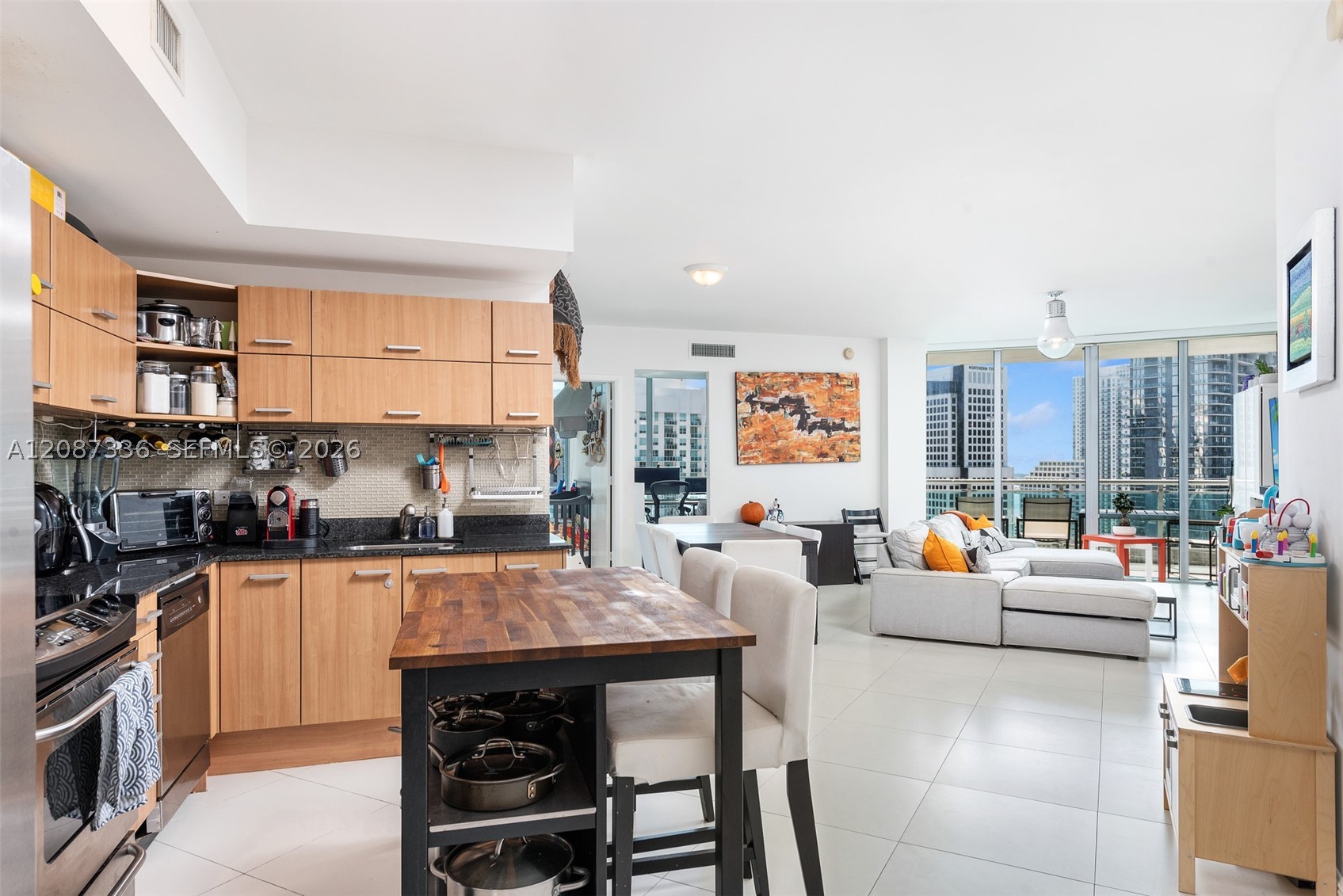 350 S Miami Ave #3802, Miami FL 33130