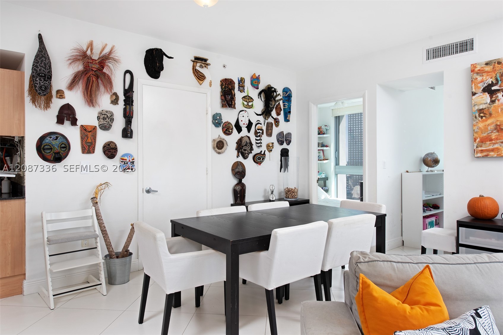 350 S Miami Ave #3802, Miami FL 33130