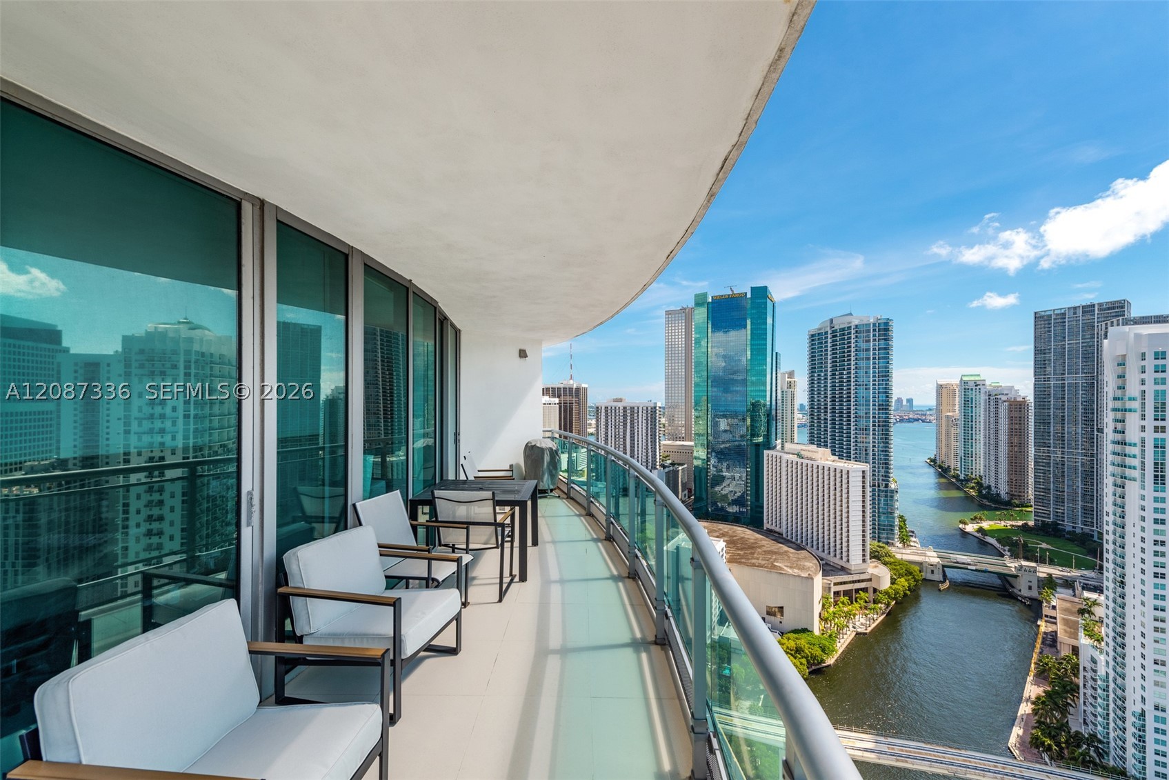 350 S Miami Ave #3802, Miami FL 33130