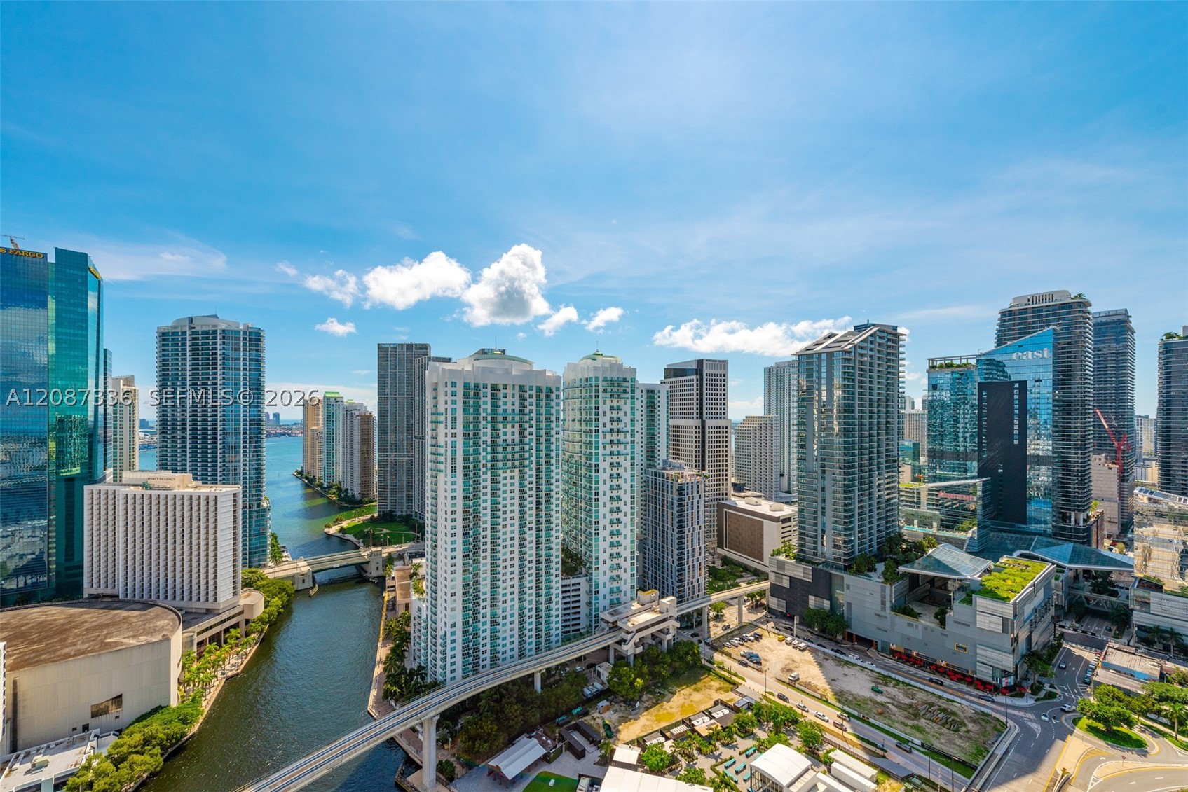 350 S Miami Ave #3802, Miami FL 33130