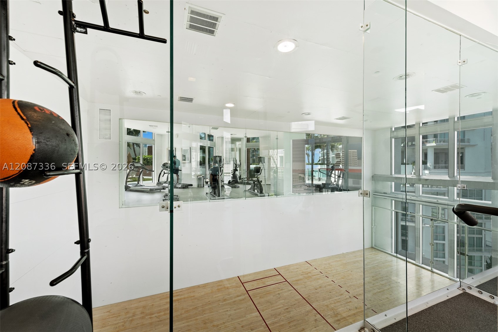 350 S Miami Ave #3802, Miami FL 33130