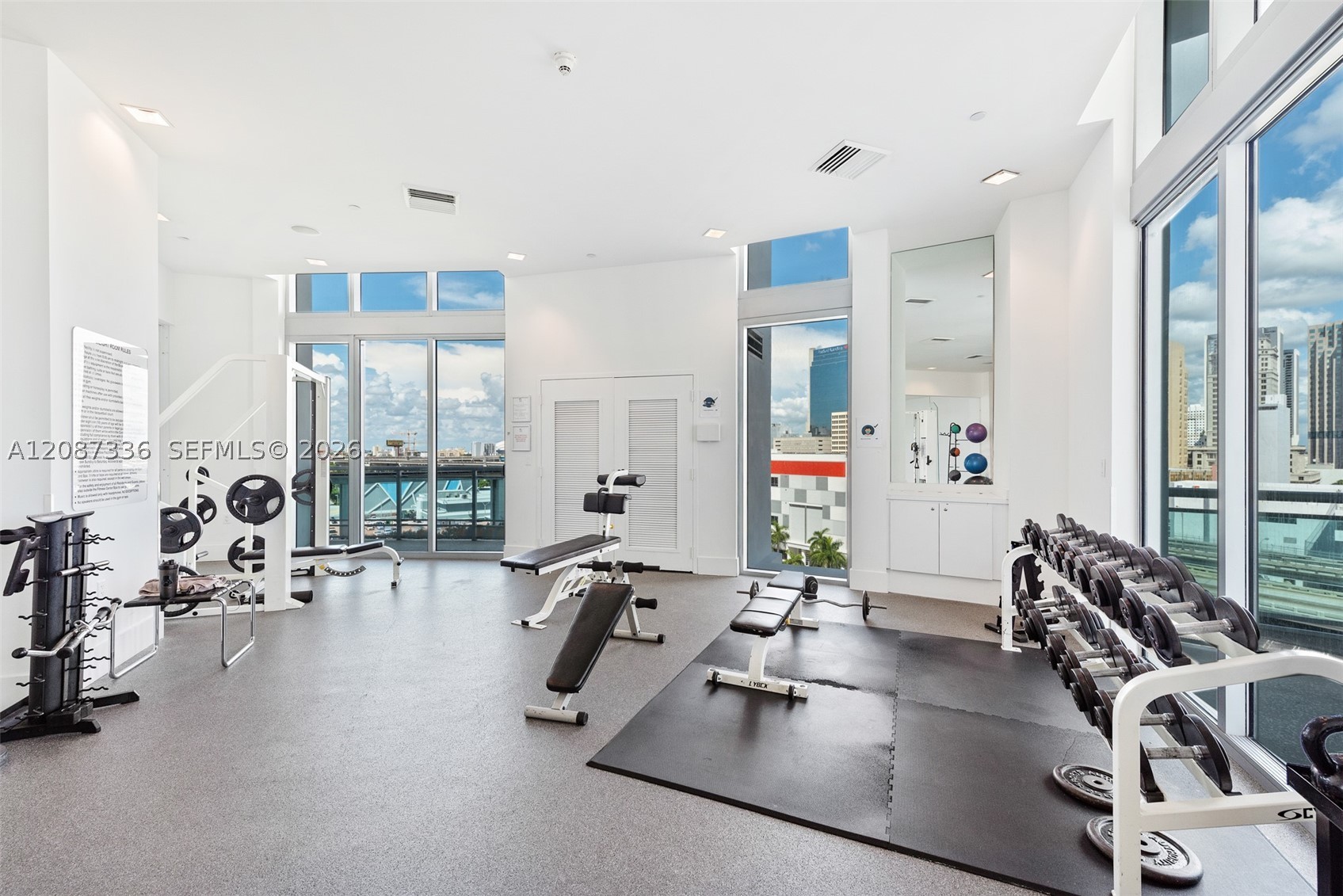 350 S Miami Ave #3802, Miami FL 33130