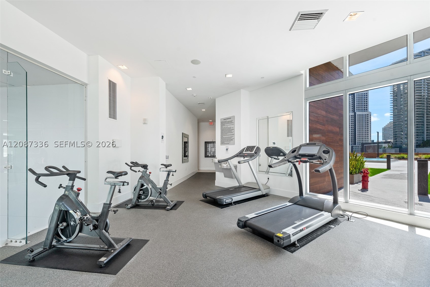 350 S Miami Ave #3802, Miami FL 33130