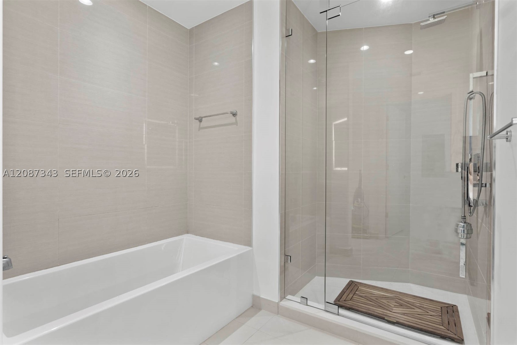 851 NE 1st Ave #300, Miami FL 33132