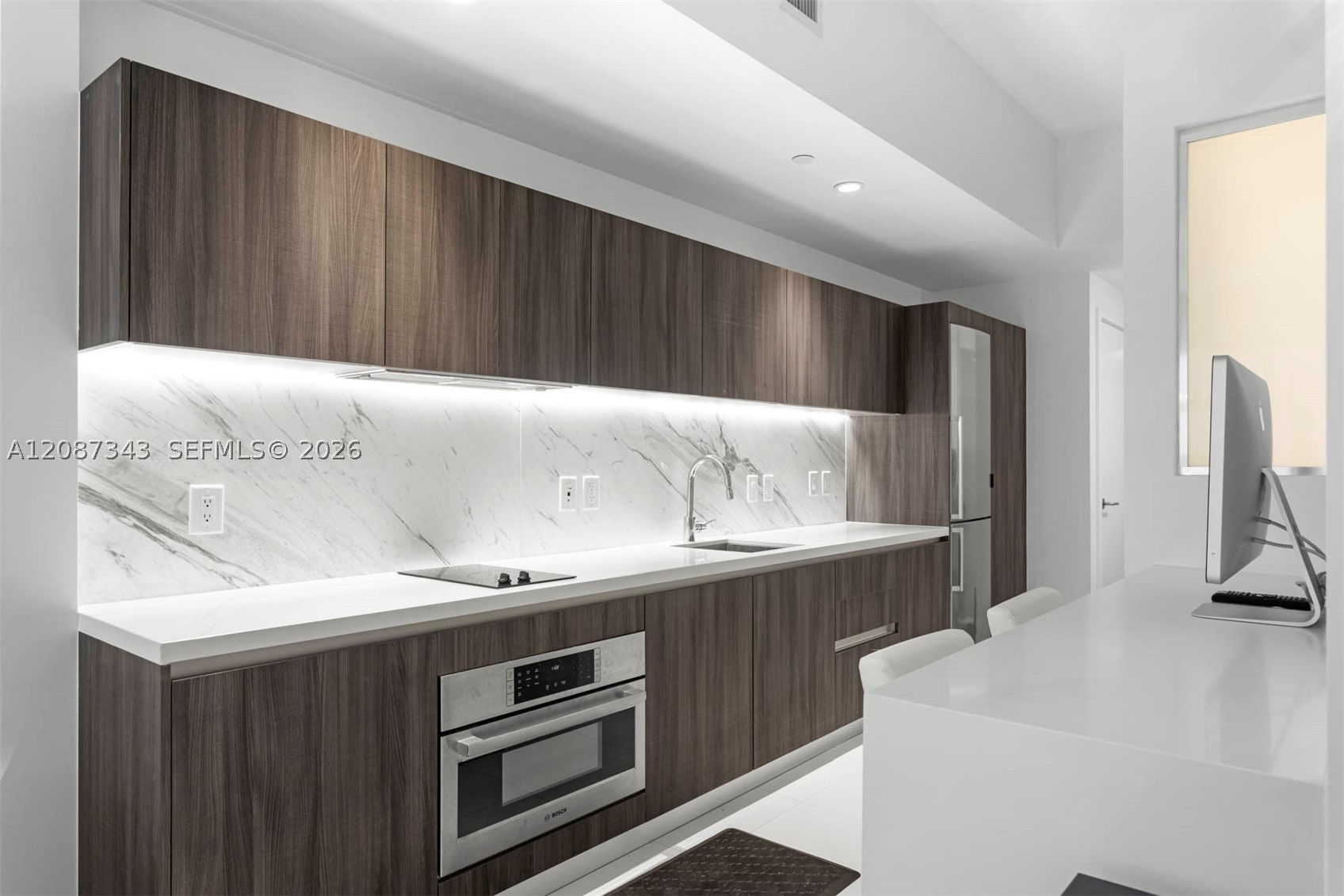851 NE 1st Ave #300, Miami FL 33132