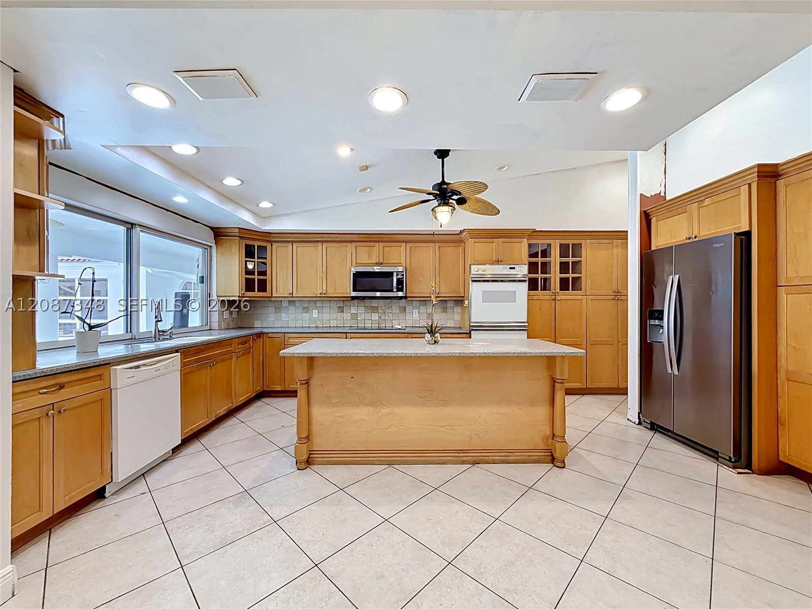 7790 SW 91st Ave, Miami FL 33173