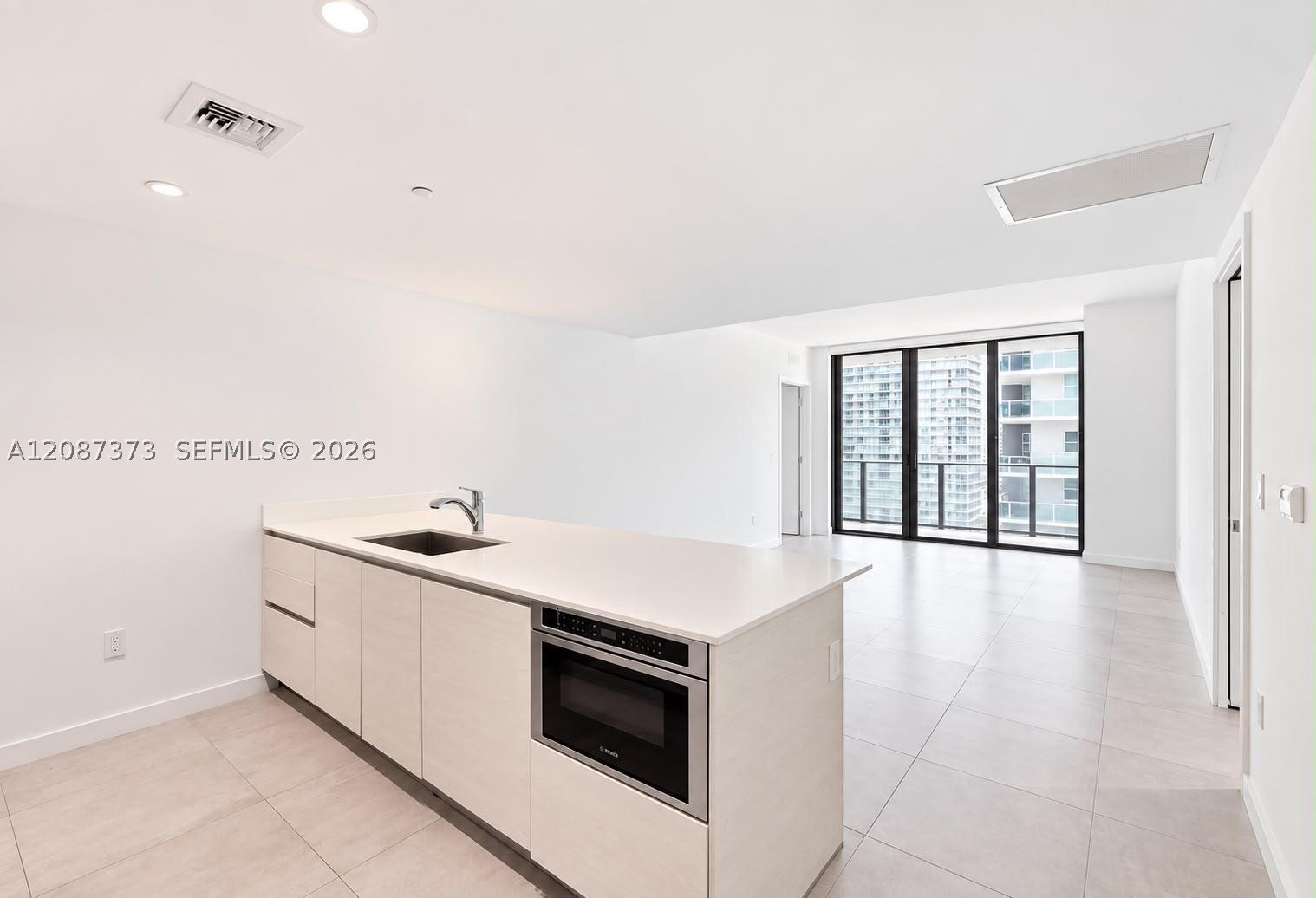 1300 S Miami Ave #2211, Miami FL 33130