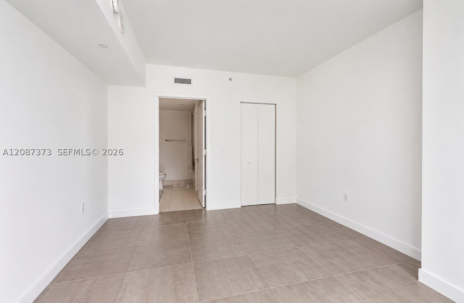 1300 S Miami Ave #2211, Miami FL 33130