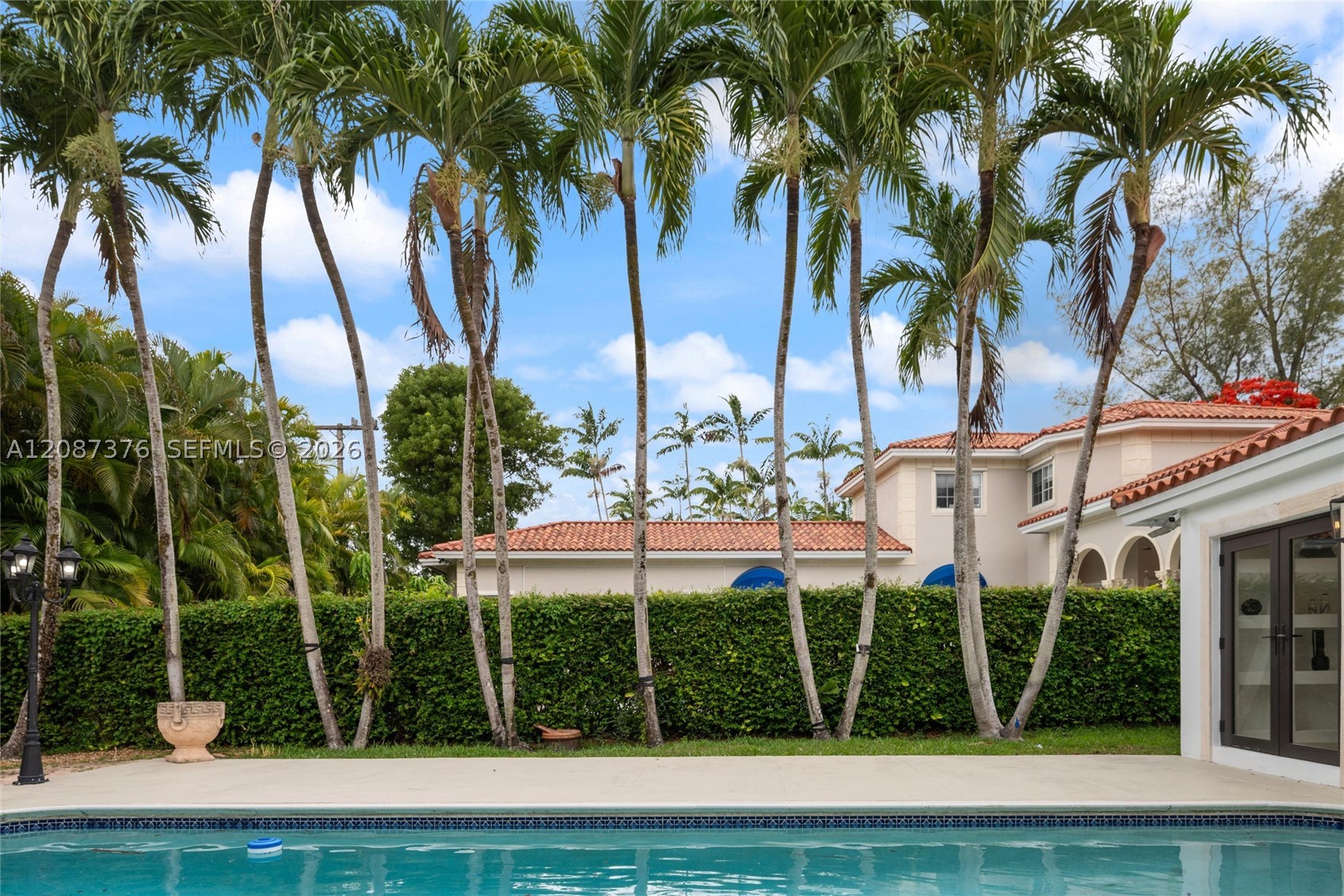 1320 Alhambra Cir #0, Coral Gables FL 33134