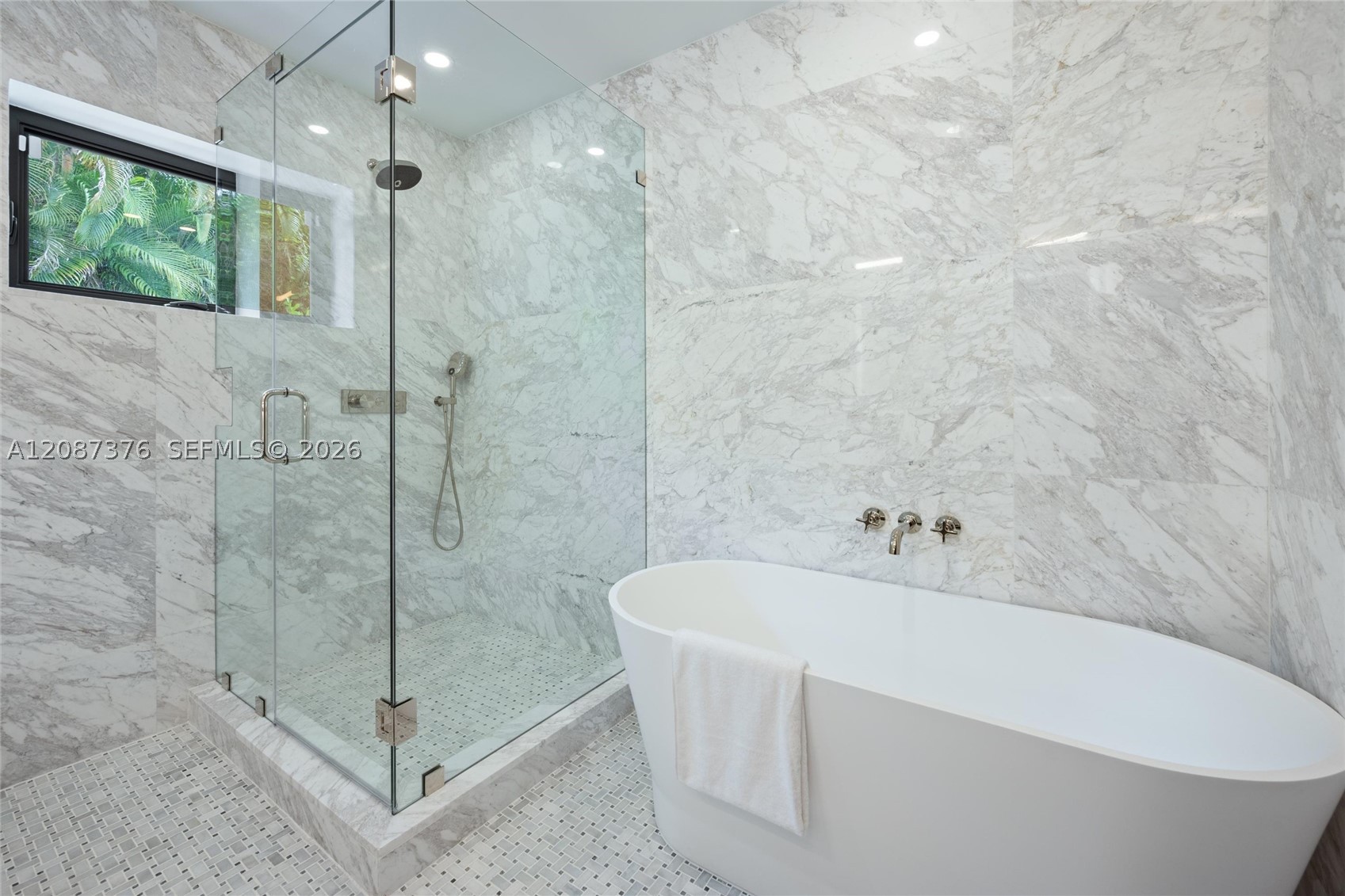 1320 Alhambra Cir #0, Coral Gables FL 33134