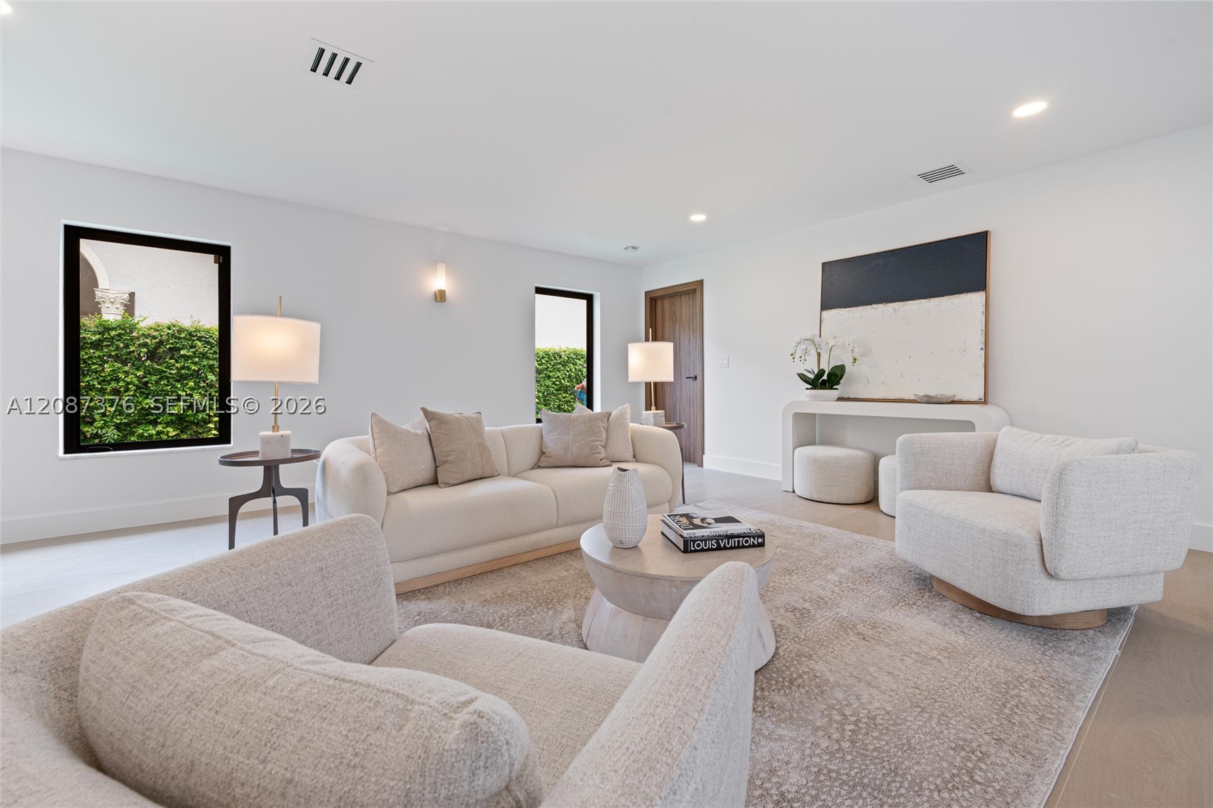 1320 Alhambra Cir #0, Coral Gables FL 33134