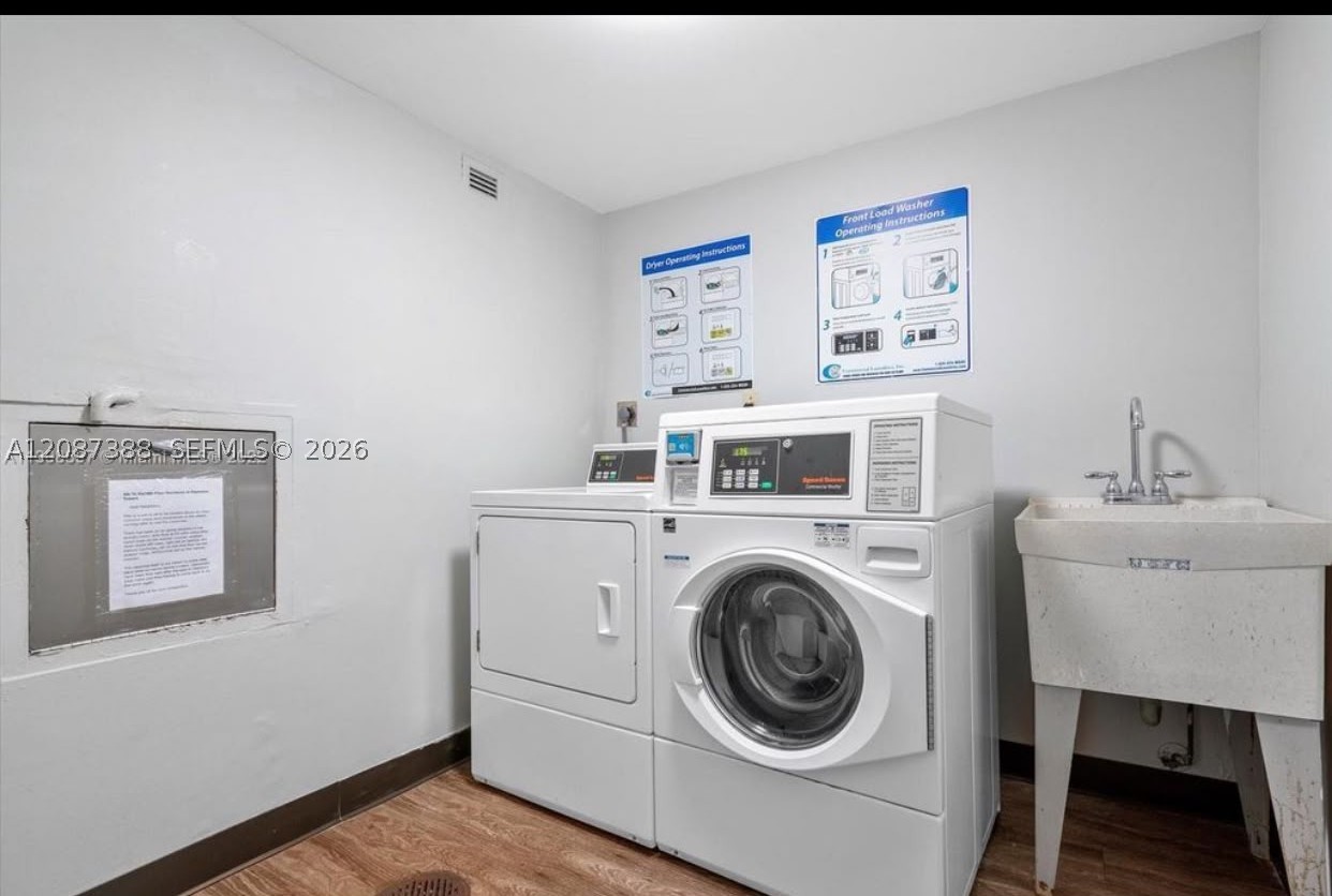 3701 N Country Club Dr #1807, Aventura FL 33180