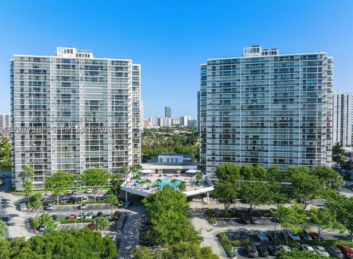 3701 N Country Club Dr #1807, Aventura FL 33180