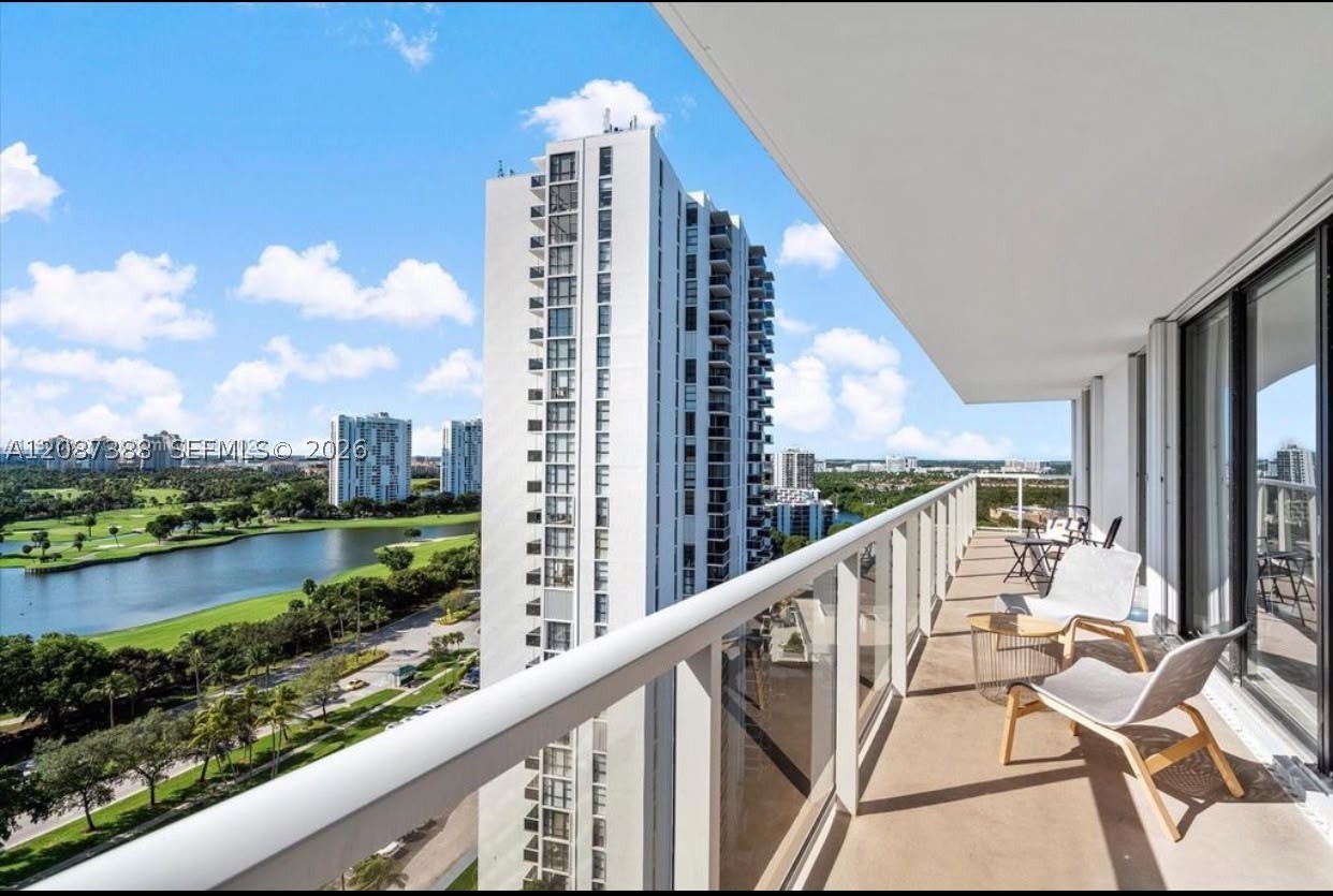 3701 N Country Club Dr #1807, Aventura FL 33180