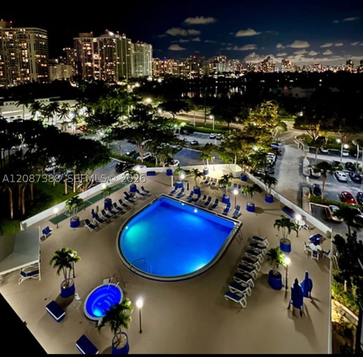 3701 N Country Club Dr #1807, Aventura FL 33180