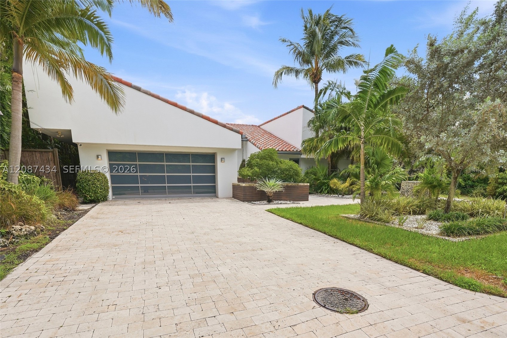 3360 NE 165th St, North Miami Beach FL 33160