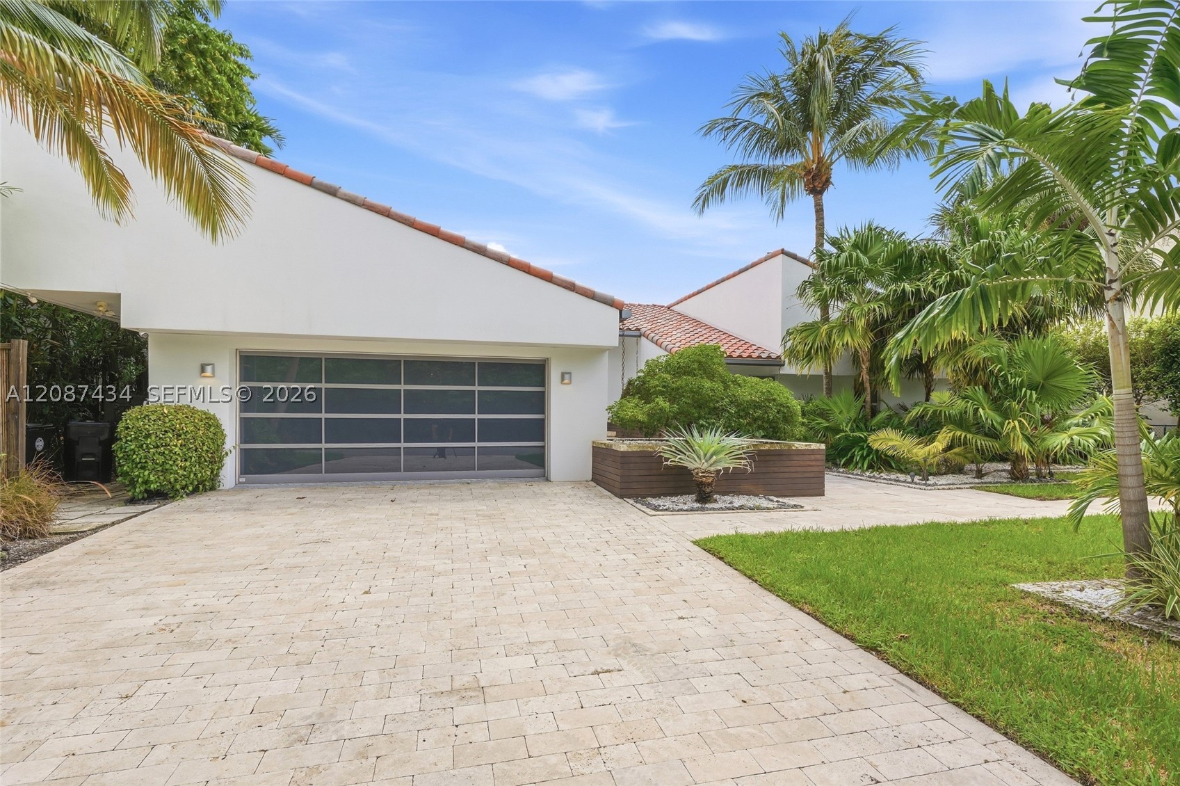 3360 NE 165th St, North Miami Beach FL 33160