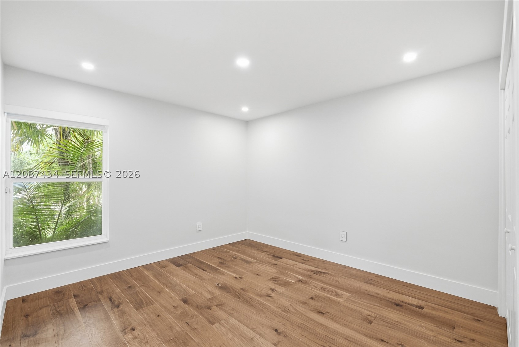 3360 NE 165th St, North Miami Beach FL 33160