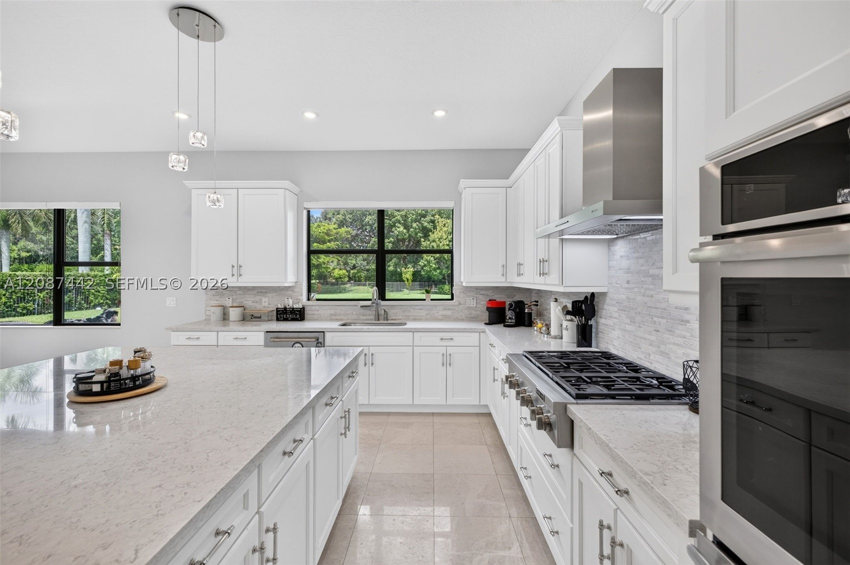 10283 Sweet Bay Mnr, Parkland FL 33076